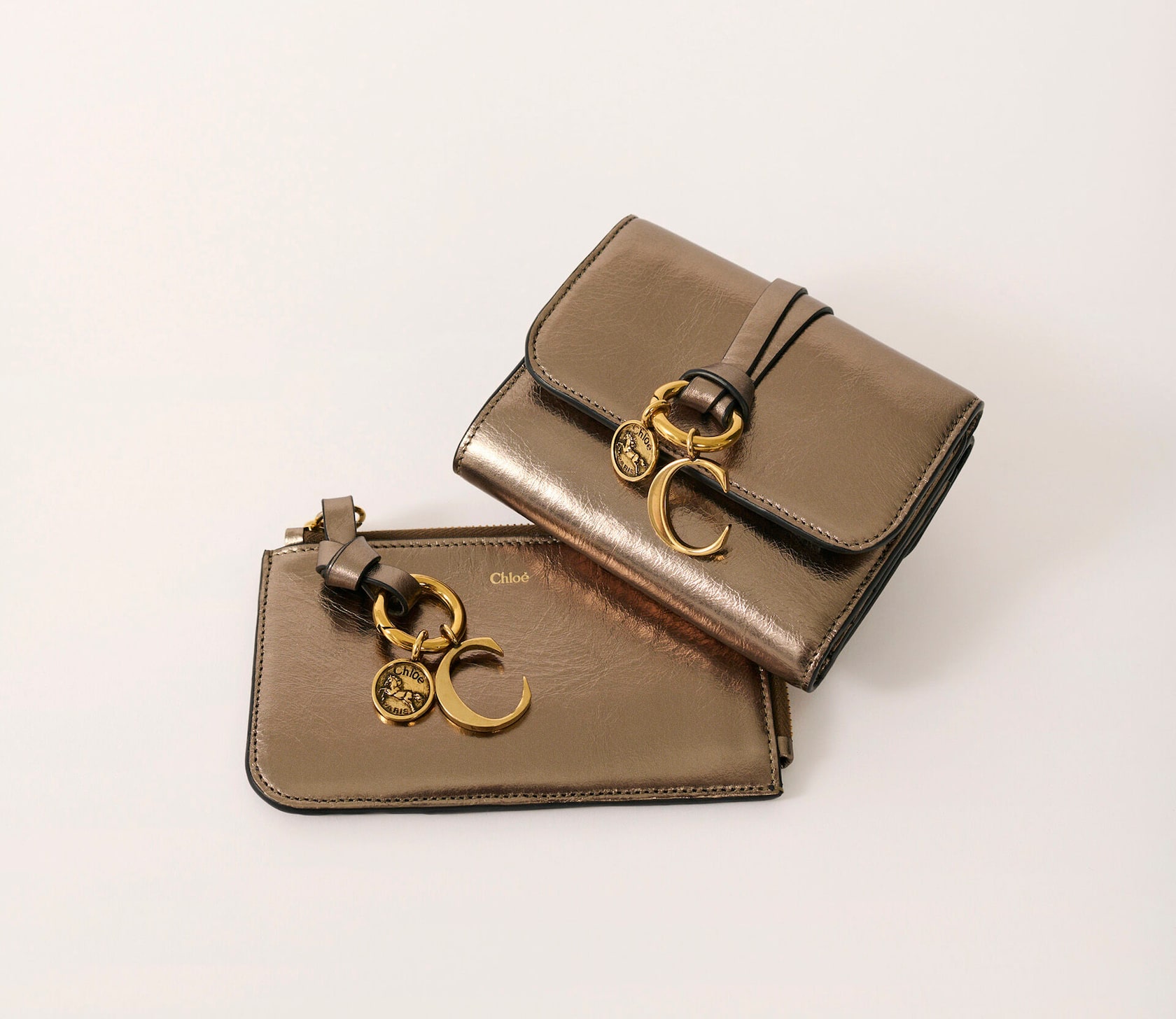  C Chloé tri-fold, bifold and small purse in Clay Brown shiny leather