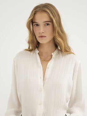 Oversized blouse in viscose & silk satin Viscose & silk satin stripe
Iconic Milk 