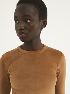 Long-sleeve top in velvet jersey Matte velvet jersey
Fall Brown 