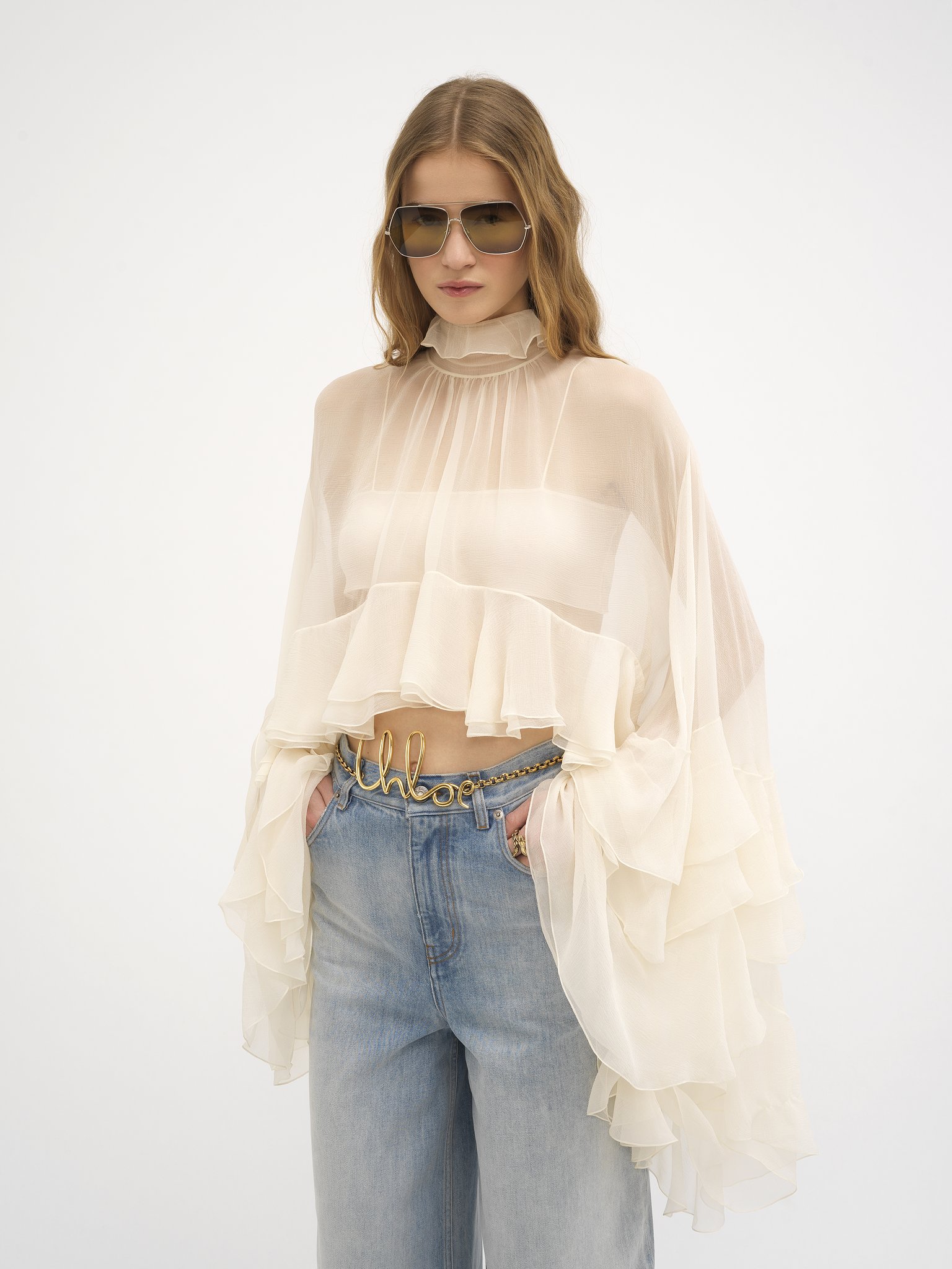 High-low ruffle top in silk mousseline Organic silk mousseline
Whisper White Product detail