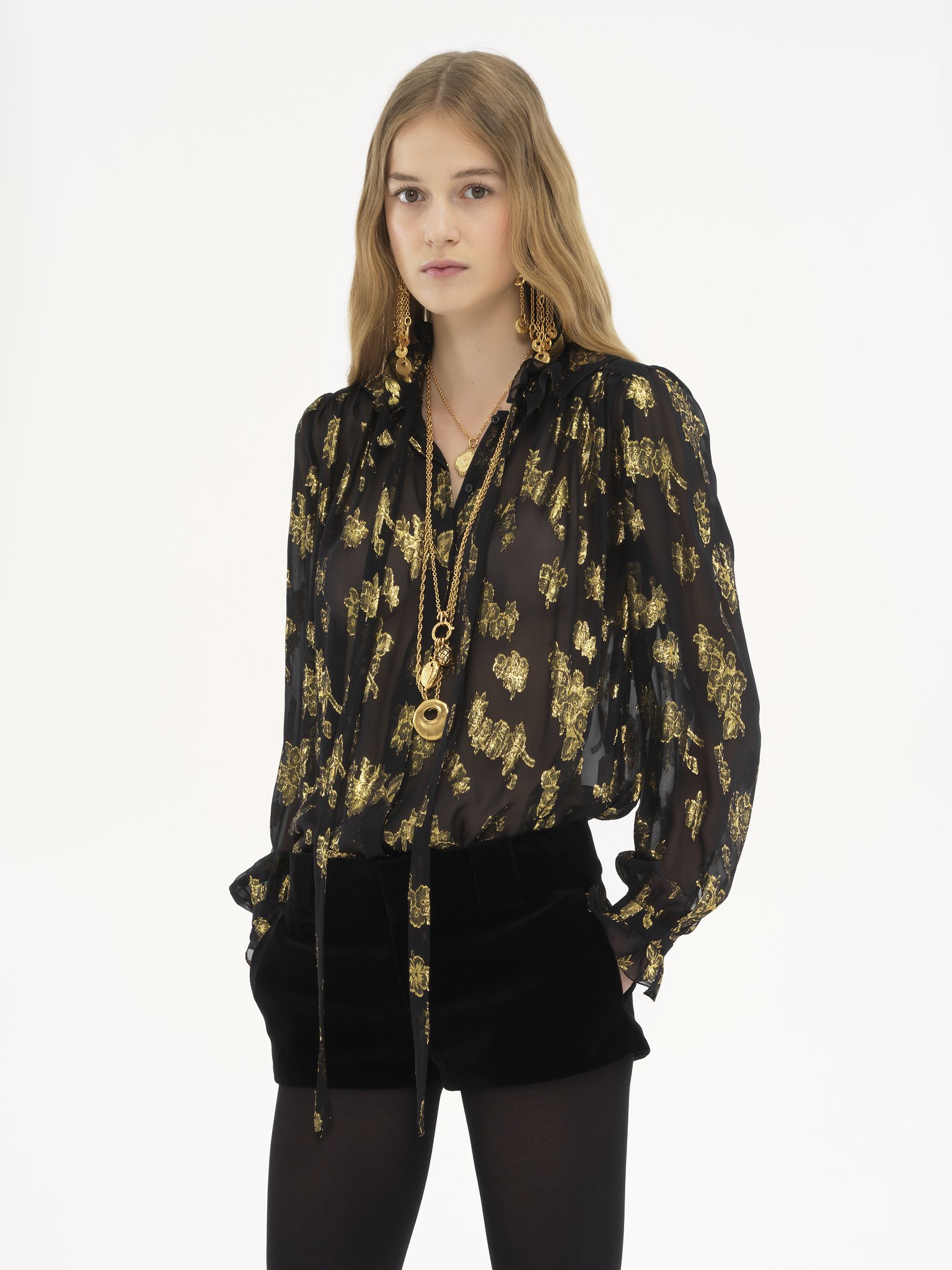 Gathered blouse in silk jacquard & lurex Silk lurex floral jacquard
Black Product detail