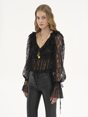 V-neck cropped top in lace Floral lace
Black Product detail