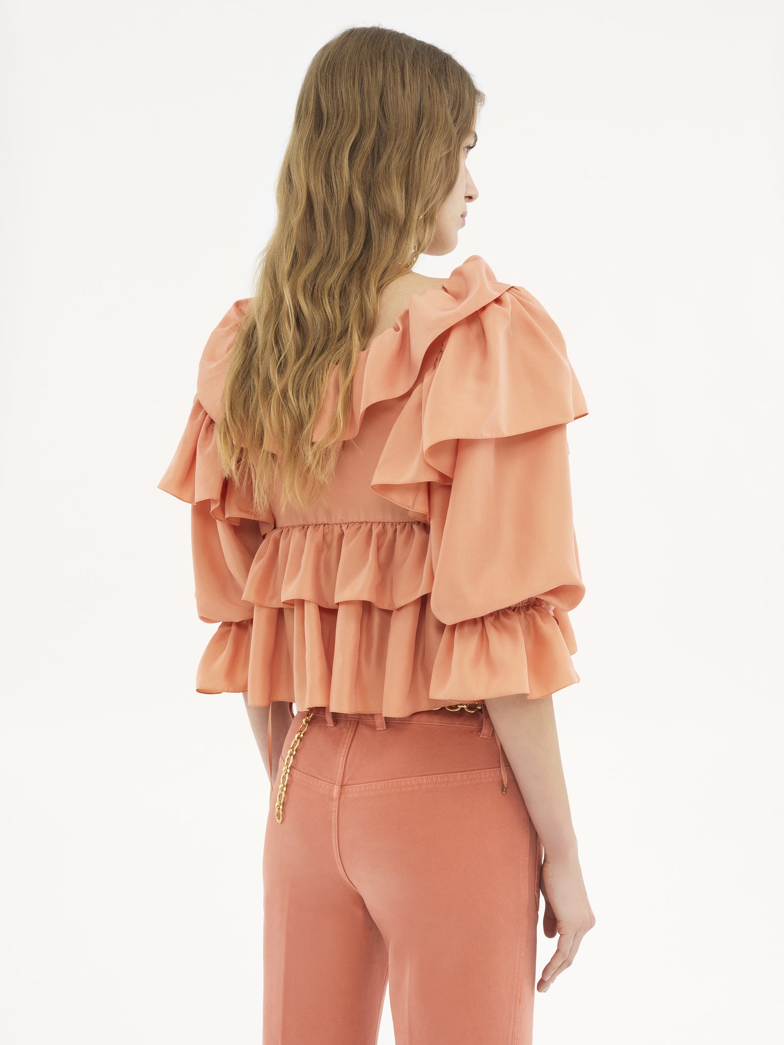 Cropped ruffle top in washed silk poplin Washed silk poplin
Shell Coral Top view of the product