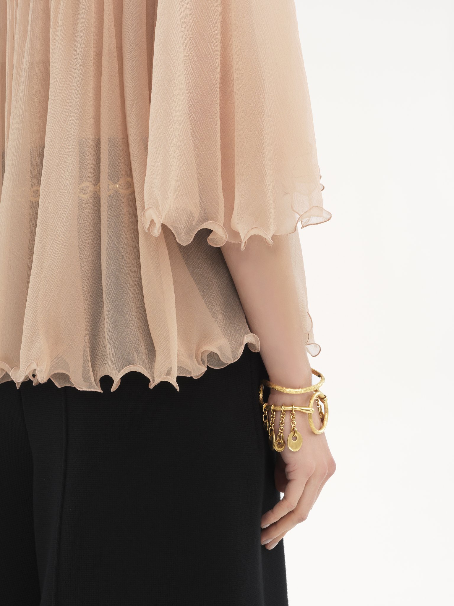 Pleated top in silk mousseline Organic silk mousseline
Tender Peach 