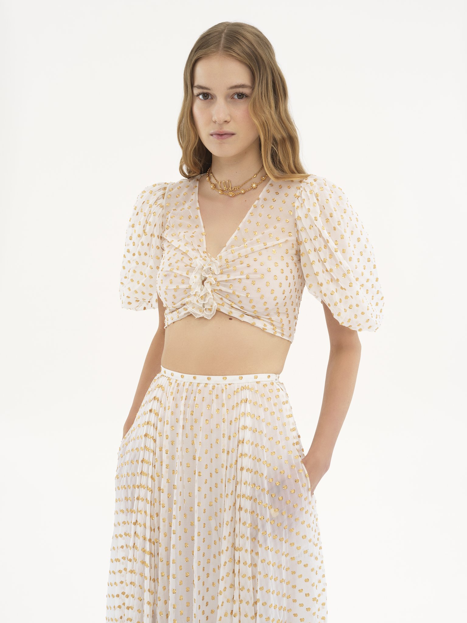 Fluid cropped top in silk jacquard & lurex Light silk lurex dots jacquard
Snow White Product detail