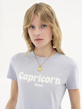 Baby fit Capricorn T-shirt in cotton jersey Organic cotton light jersey printed Capricorn
Ballad Blue Front view of the product being worn