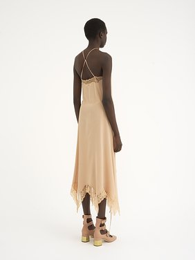 Lingerie halterneck dress in silk Organic crêpe de chine
Sand Brown Top view of the product