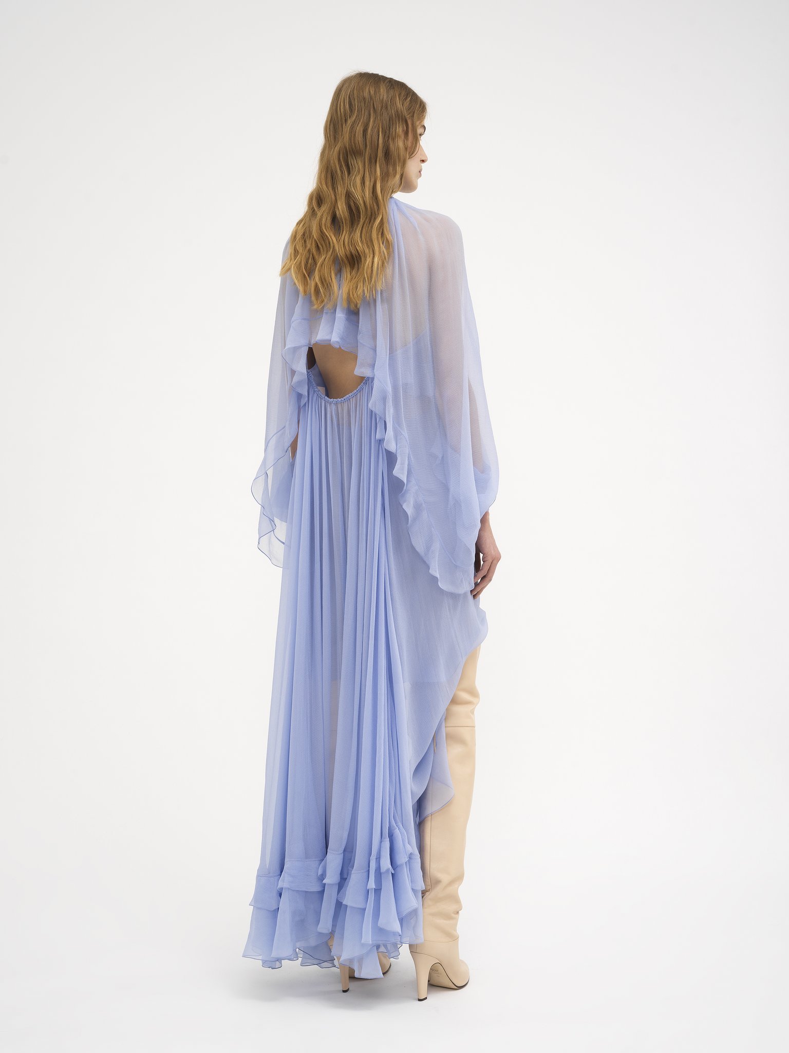 Long cape dress in silk mousseline Organic silk mousseline
Idyllic Blue Top view of the product