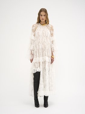 Long ruffle dress in silk lace Floral lace embroidery on silk
Iconic Milk Back view of the product