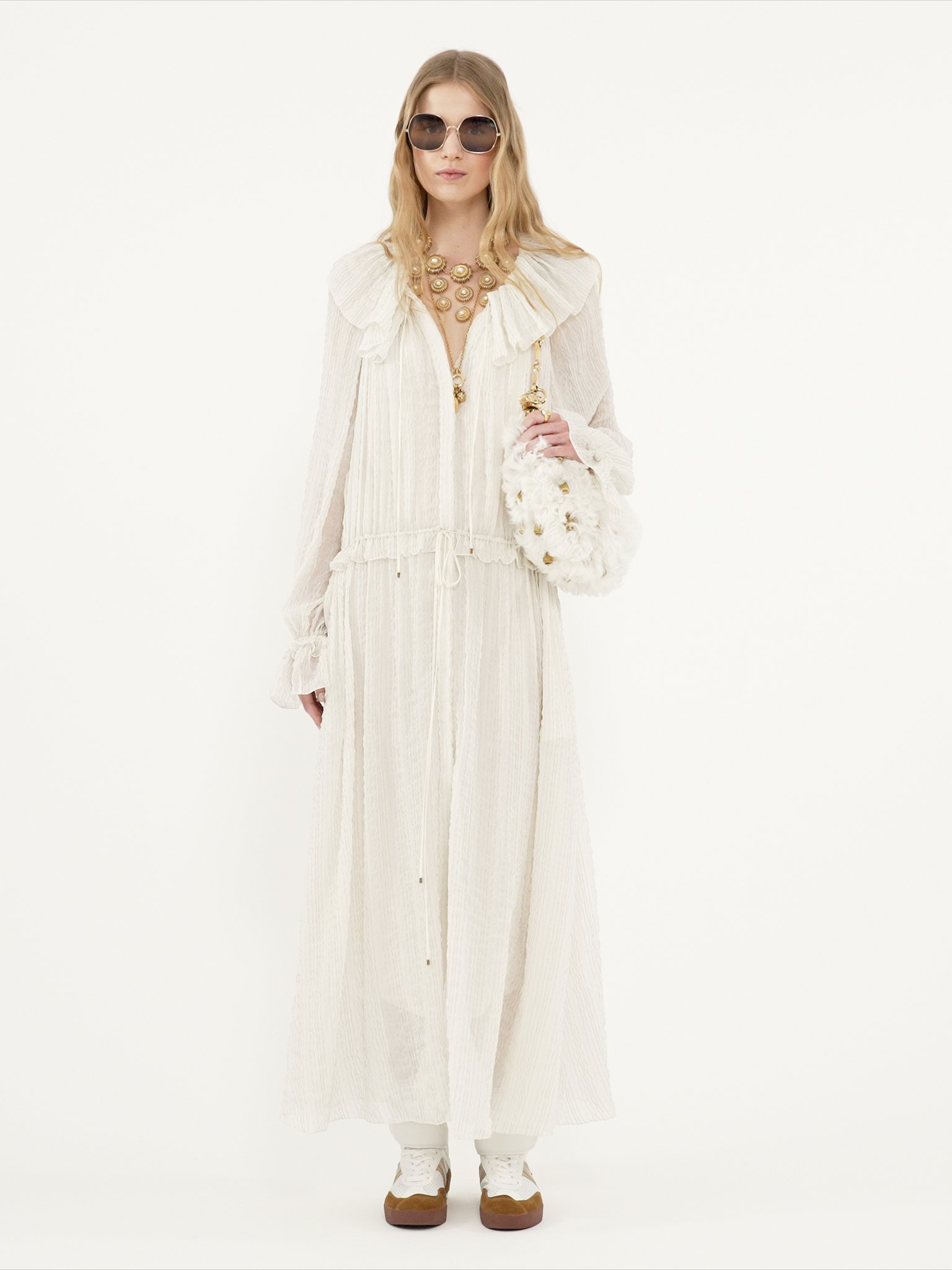 Gathered long dress in silk crêpon Striped lurex organic silk crêpon
Whisper White [*** acc_altImage_shotV ***]