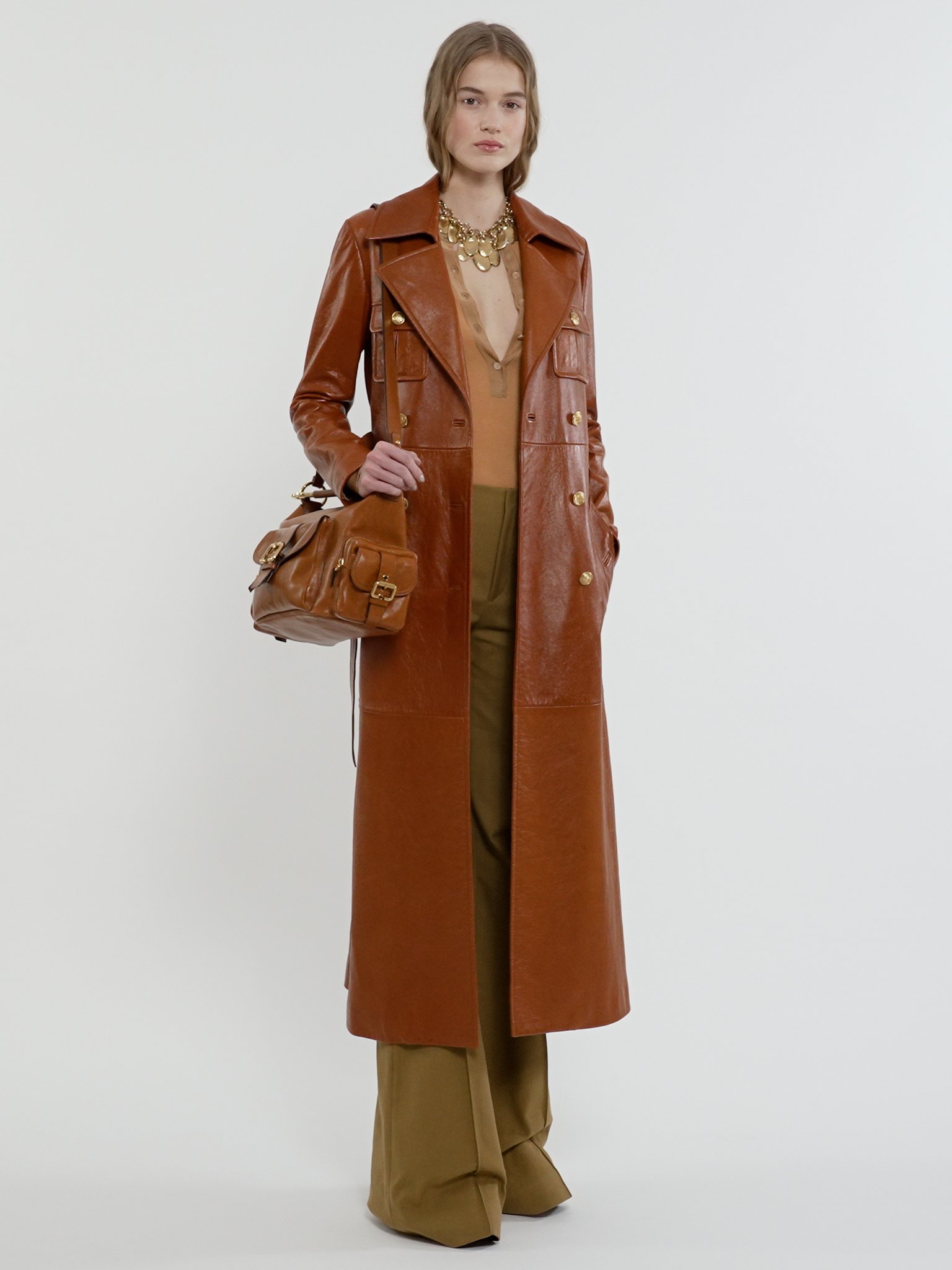 Utilitarian trench coat in soft leather Glossy leather
Caramelo [*** acc_altImage_shotV ***]