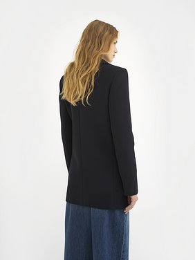 Pea coat in double wool crêpe Lower-impact double wool crêpe
Anthracite Blue 