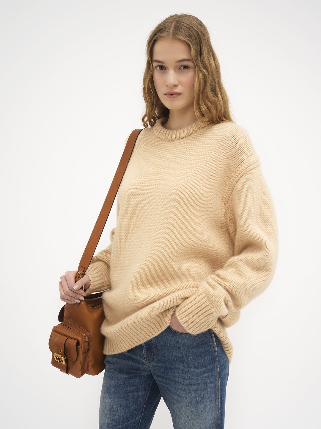 Oversized knitted sweater in cashmere & cotton