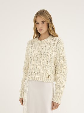 Cropped intarsia knitted sweater in wool blend Wool, silk & cashmere aran knit
Iconic Milk Product detail