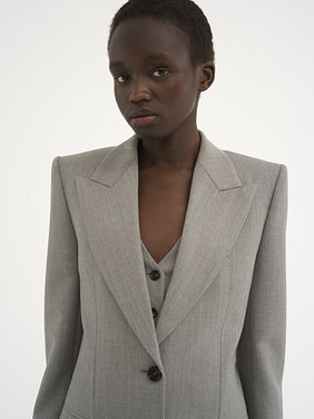 Tailored jacket in wool grain de poudre Chiné wool grain de poudre
Swan Grey Front view of the product being worn