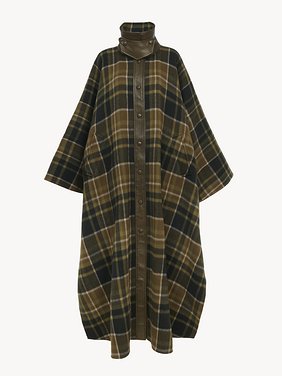 High-neck long coat in double-face wool Lower-impact double-face checked wool
Black & Green