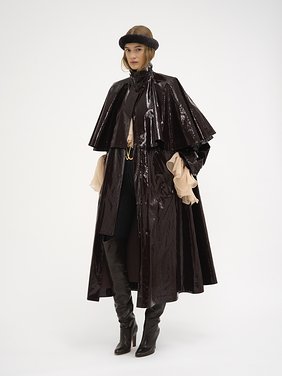 Oversized long parka in shiny cotton with cape Lacquered shiny cotton
Obscure Brown Product detail