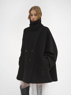 Oversized coat in wool Iconic soft wool
Black Product detail