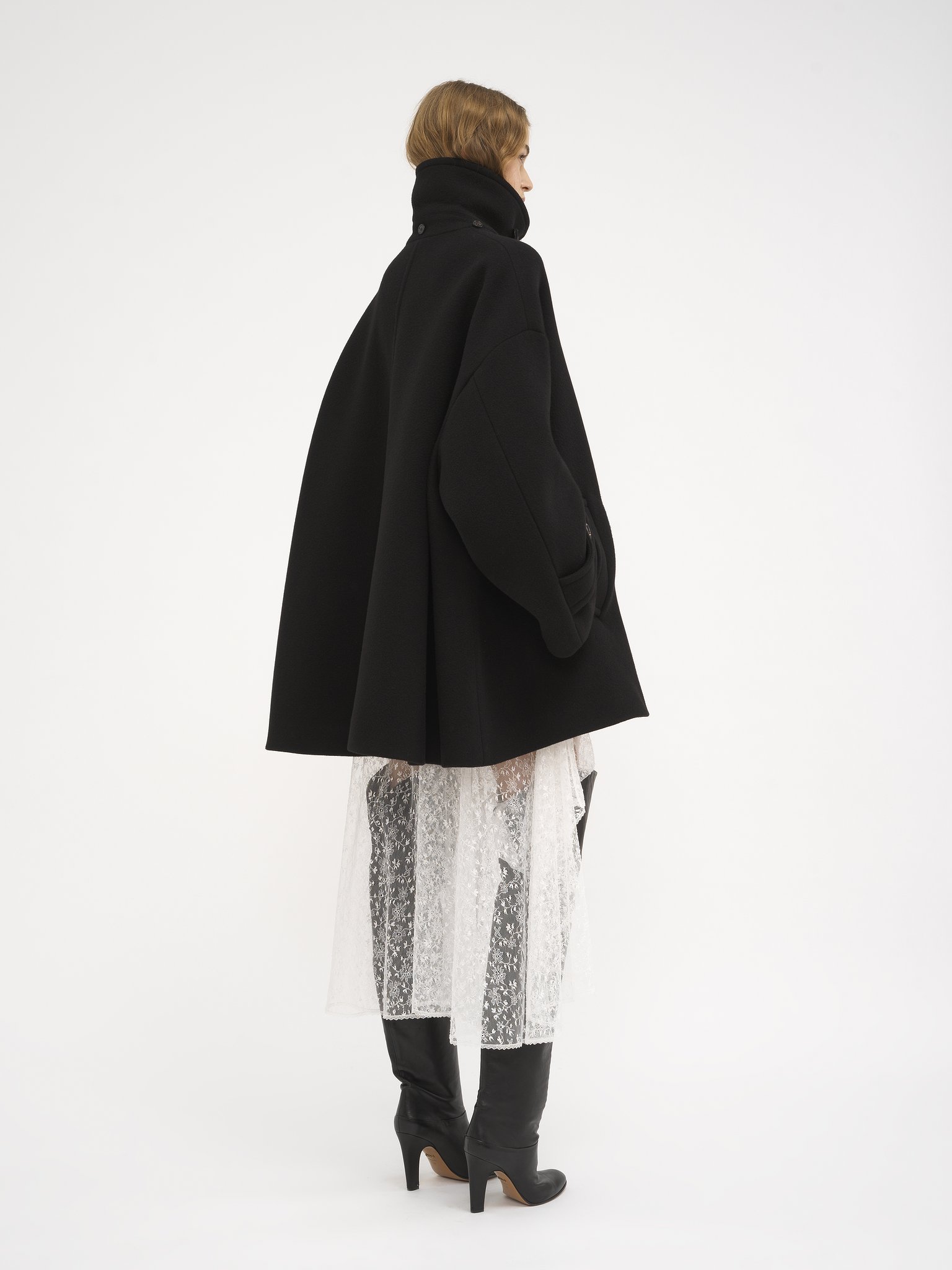 Oversized coat in wool Iconic soft wool
Black Top view of the product