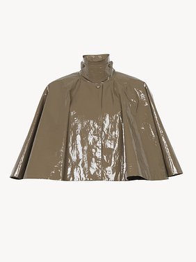 Short cape in lacquered shiny cotton Lacquered shiny cotton
Boyish Brown