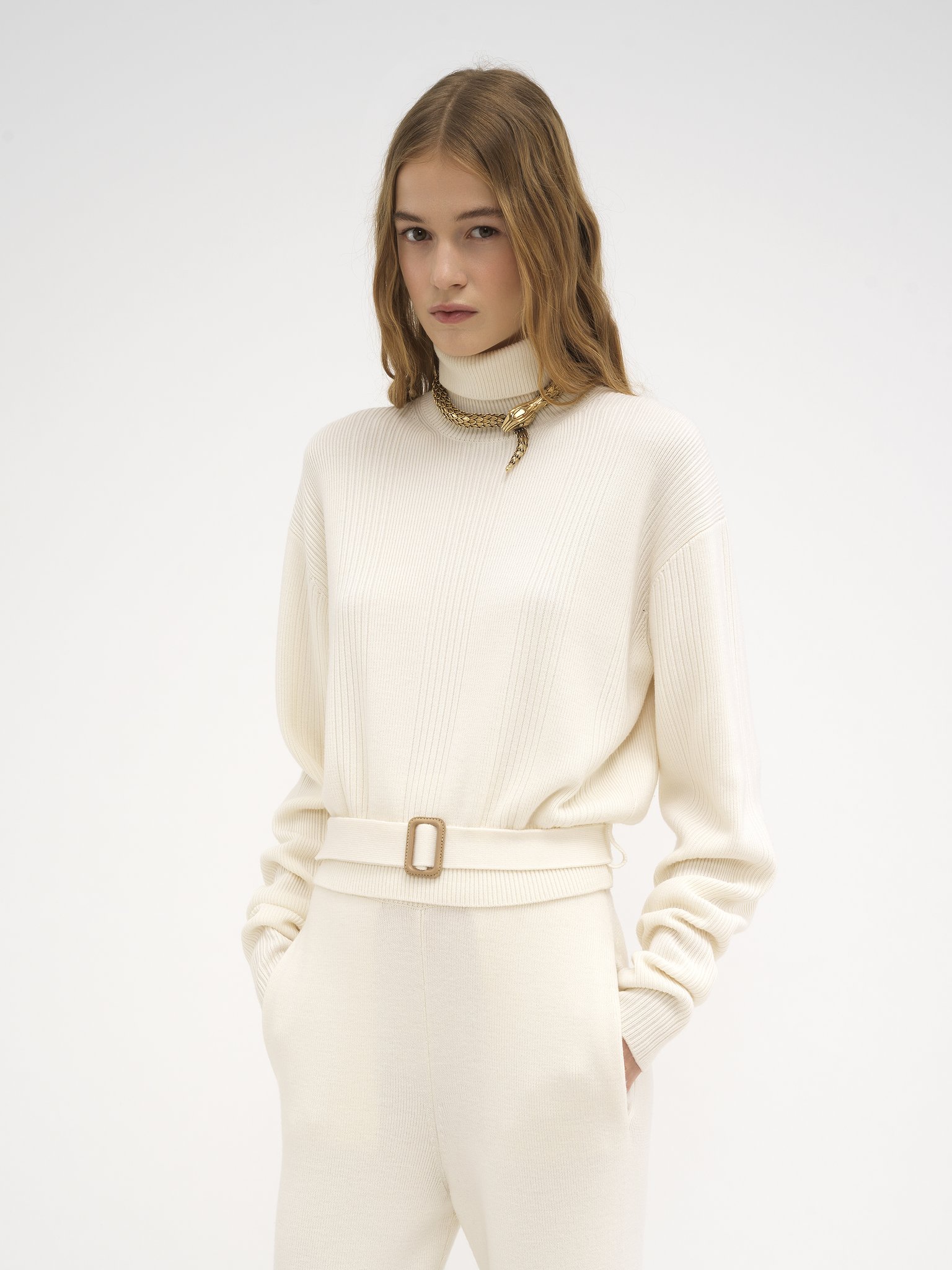 Turtleneck sweater in wool knit Lower-impact multistitch wool knit
Iconic Milk Product detail