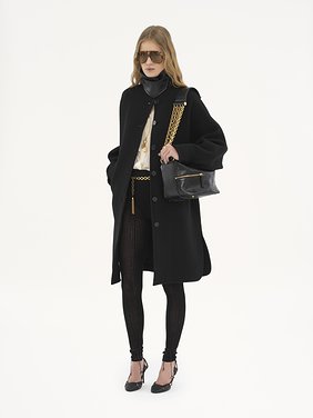 Oversized mid-length coat in wool Iconic soft wool
Black Back view of the product