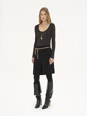 Long-sleeve fitted top in lurex wool knit Lurex ribbed knit
Black Gold Back view of the product