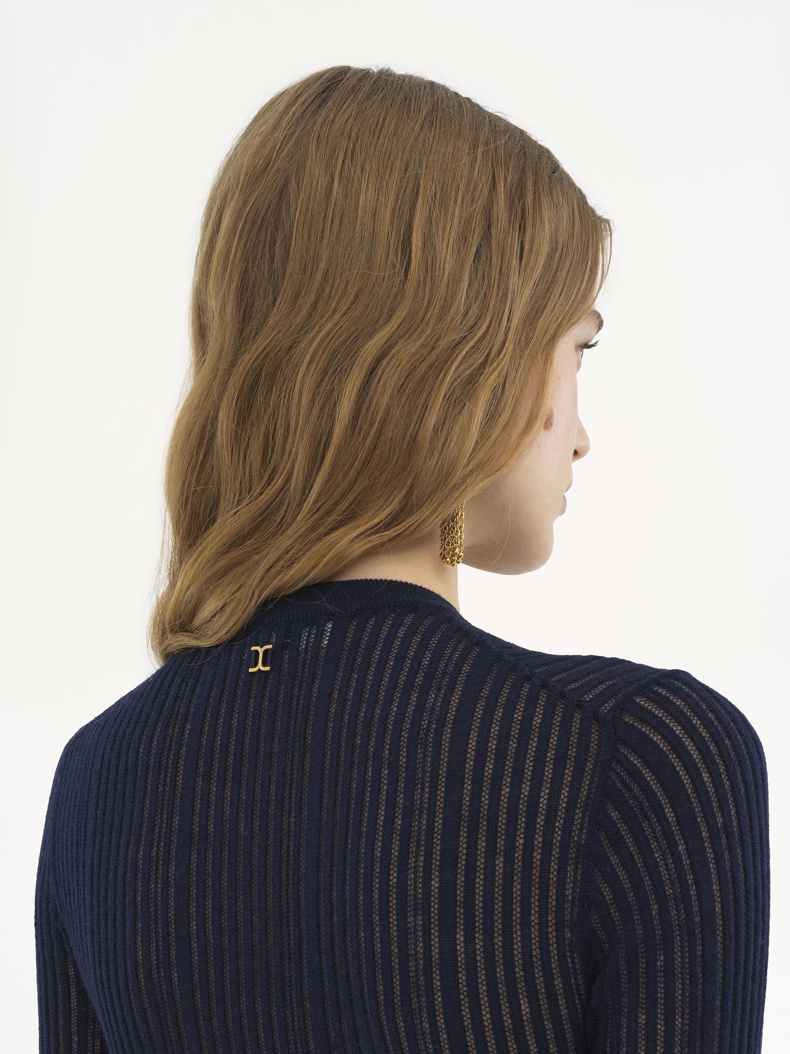 Crew-neck fitted sweater in wool knit Multistitch wool knit
Navy Front view of the product being worn