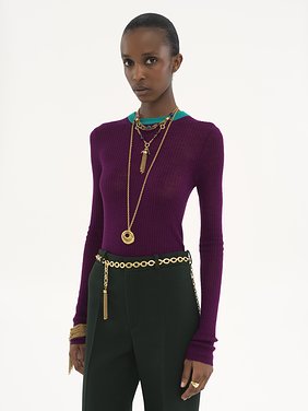 Crew-neck fitted top in wool knit Lower-impact wool ribbed knit
Sparkling Purple Product detail