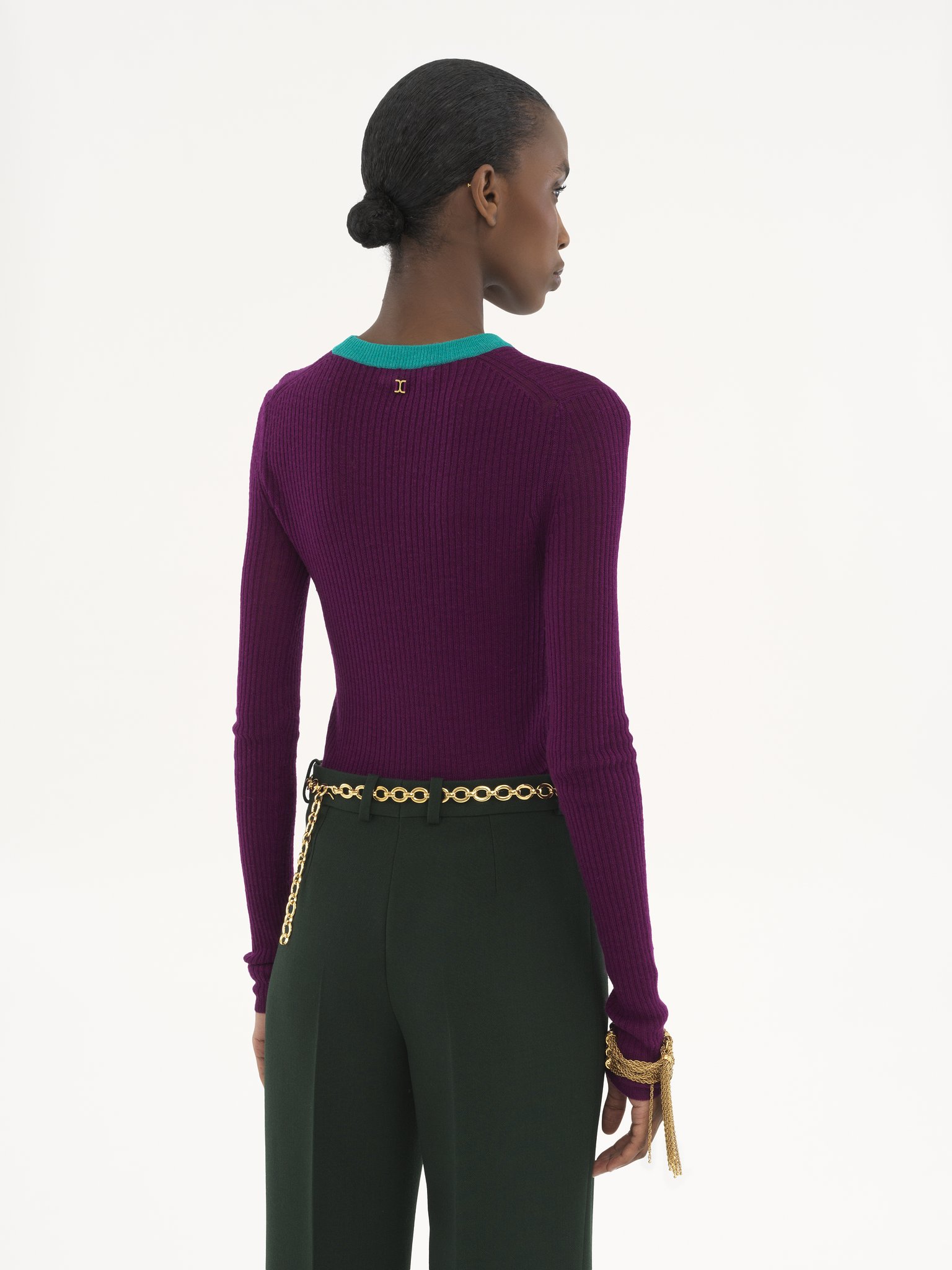 Crew-neck fitted top in wool knit Lower-impact wool ribbed knit
Sparkling Purple Top view of the product