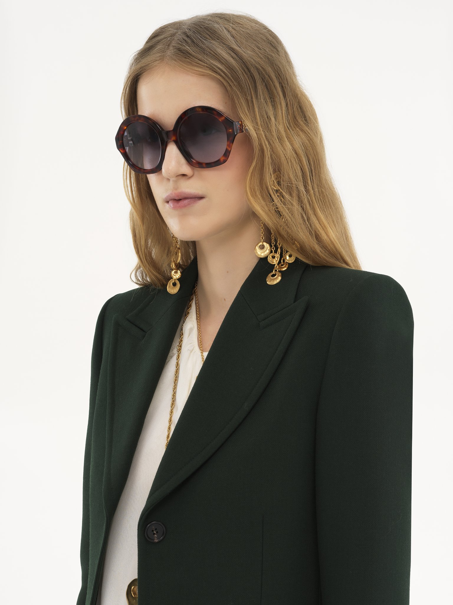 Tailored jacket in wool crêpe Lower-impact wool crêpe
Nightfall Green Front view of the product being worn