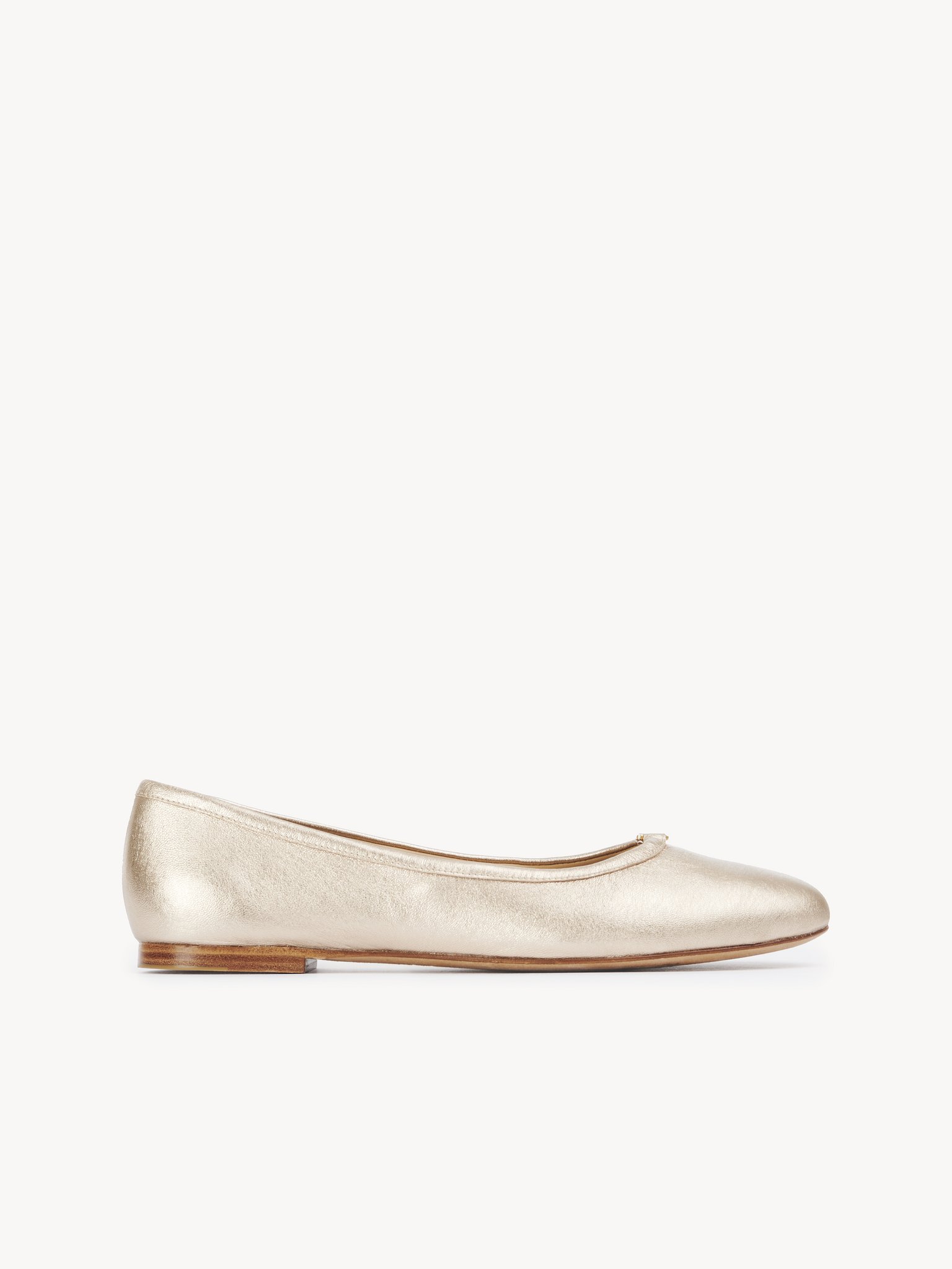 Marcie ballerina Metallic leather
Frosted Almond