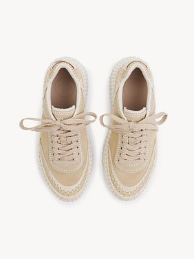 Nama sneaker Suede cowhide
Blossom Beige Top view of the product