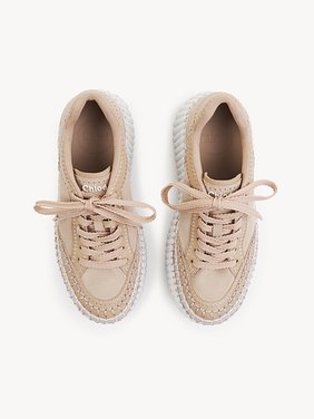 Nama wedge sneaker Suede cowhide
Tan Rose Top view of the product