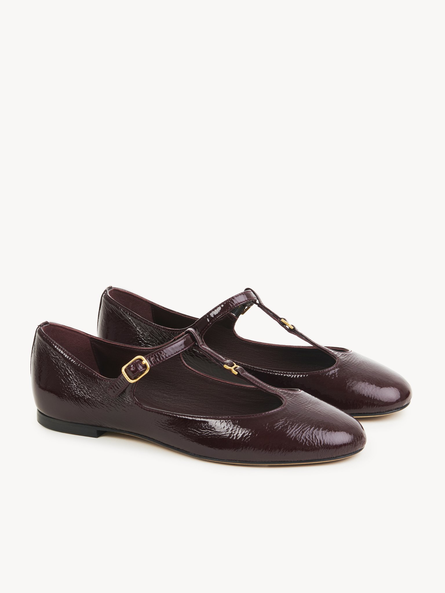 Marcie ballerina Patent goatskin
Plum Purple Product detail