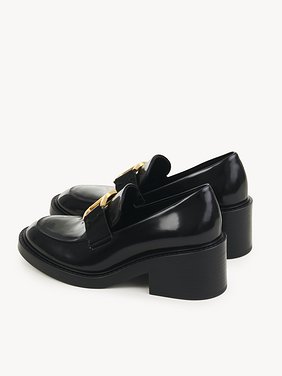 Marcie heeled loafer Shiny calfskin
Black 