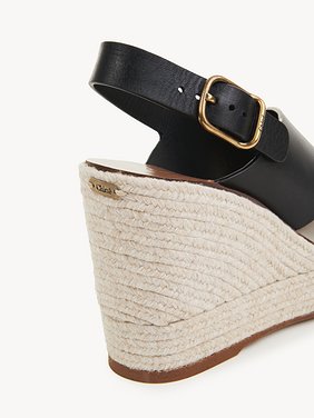 Pary wedge espadrille Semi-shiny cowhide
Black Front view of the product being worn