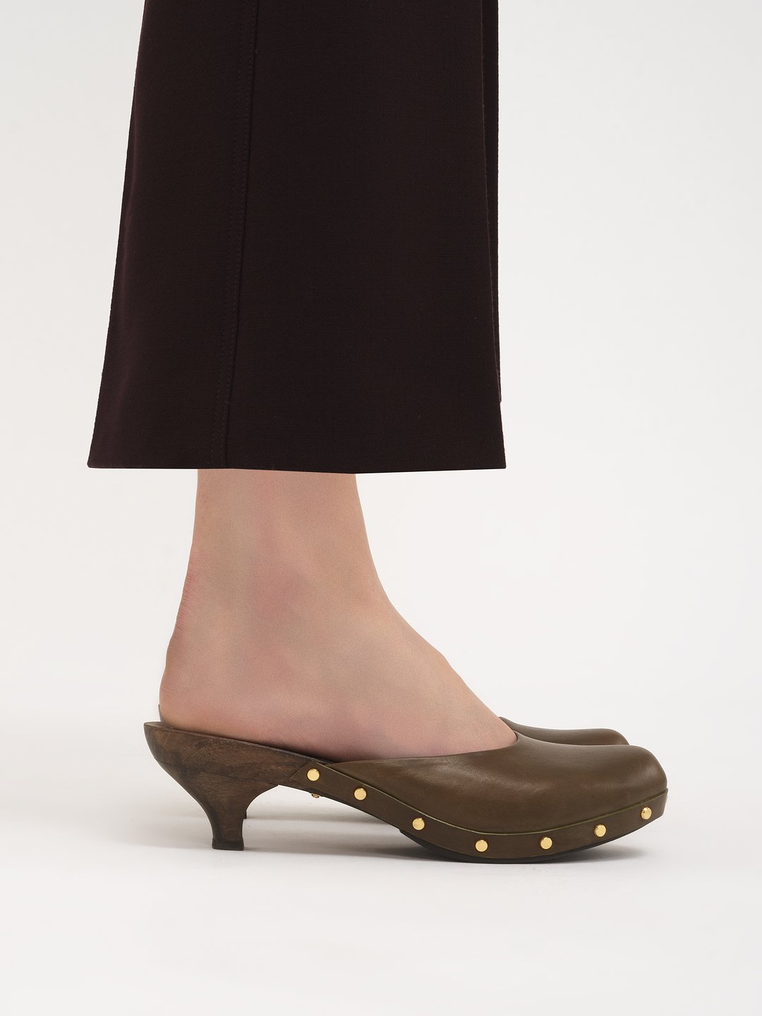 Chloe Judith Clog: Elevate Your Style with Comfort and Elegance