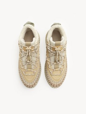 Nama lace-up sneaker Suede calfskin with shearling
Milky Mint 