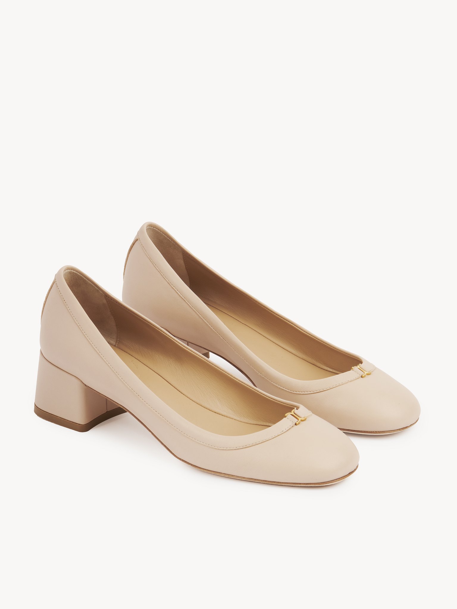 Marcie pump Nappa lambskin
Delicate Nude Product detail