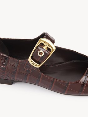 Polly ballerina Croco-effect calfskin
Sharp Brown Front view of the product being worn