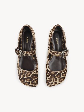 Polly ballerina Leopard-print pony calfskin
Jungle Brown Top view of the product