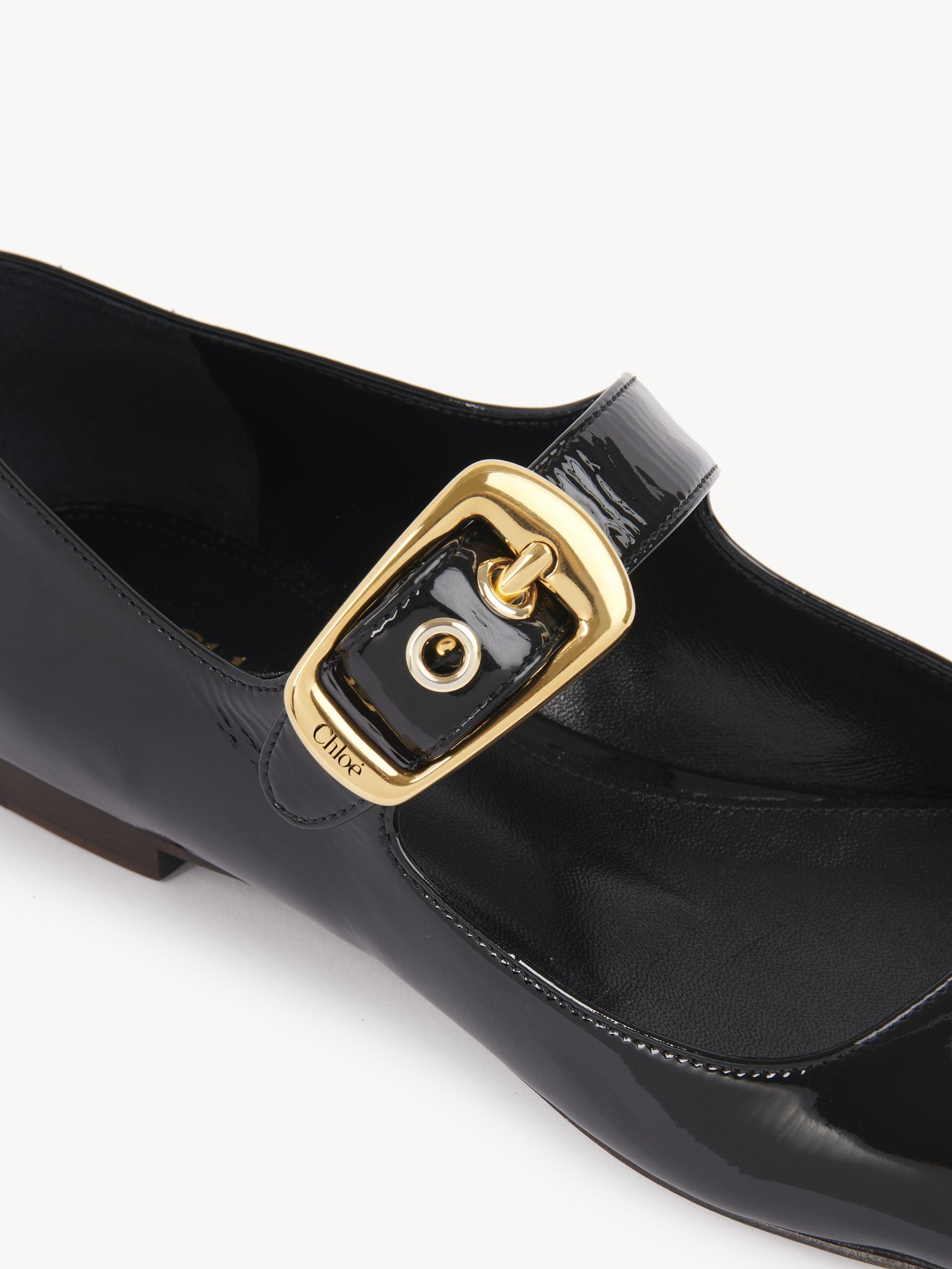 Polly ballerina Patent calfskin
Black 