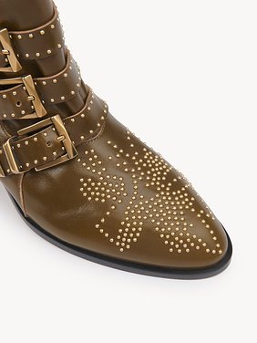 Susanna ankle boot Vintage-effect calfskin
Dark Khaki Top view of the product