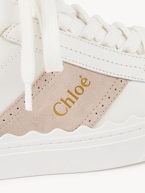 Lauren sneaker Mix of calfskin
Light nude Front view of the product being worn