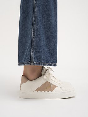 Lauren sneaker Mix of calfskin
Light nude Back view of the product