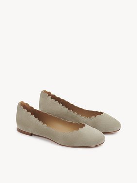 Lauren ballerina Suede goatskin
Antique Green Product detail