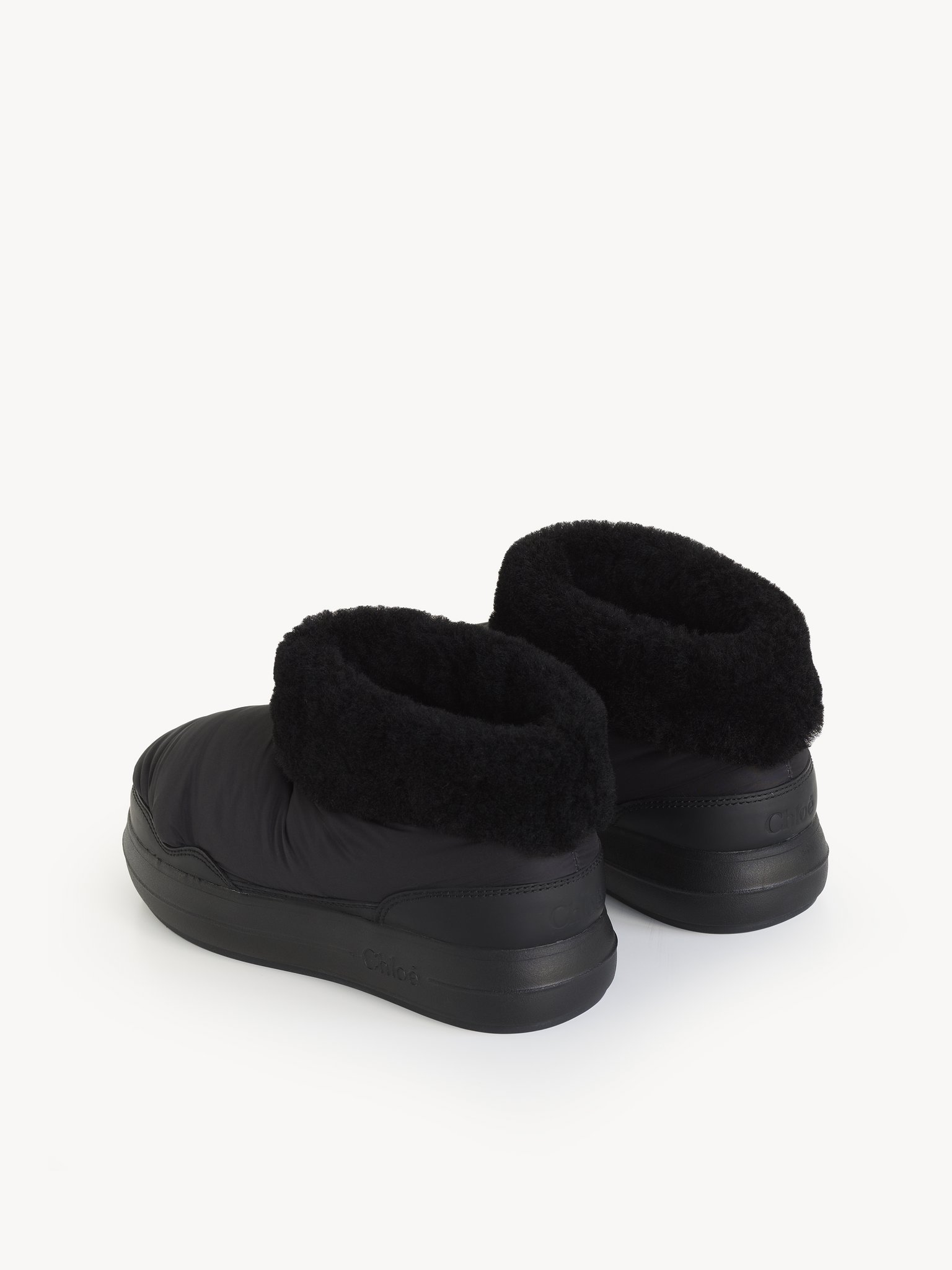 Polar ankle boot Nylon & shearling
Black 