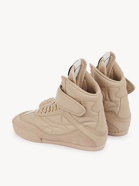 Chloé Kick high-top sneaker Calfskin
Pink Tea Front view of the product being worn