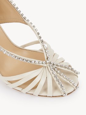 Leonie pump Sheepskin & strass
Pearly Ivory Top view of the product